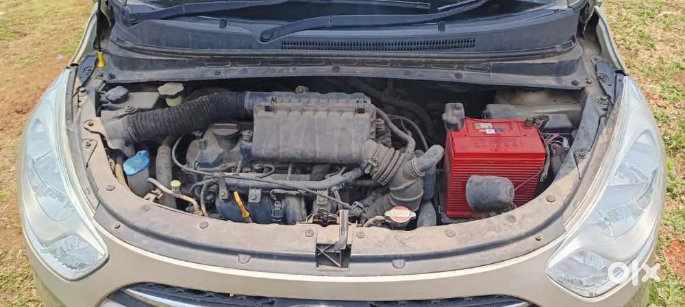 Hyundai I10 2012 Petrol Well Maintained Top Modal