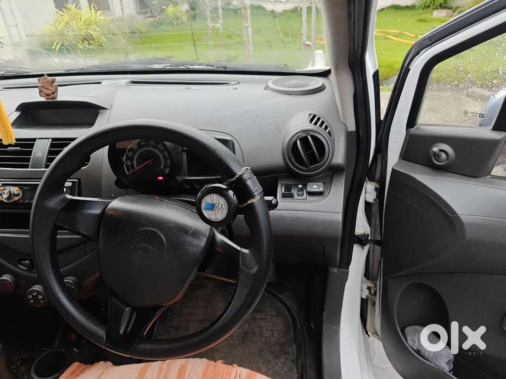 Chevrolet Beat Petrol &cng 2010