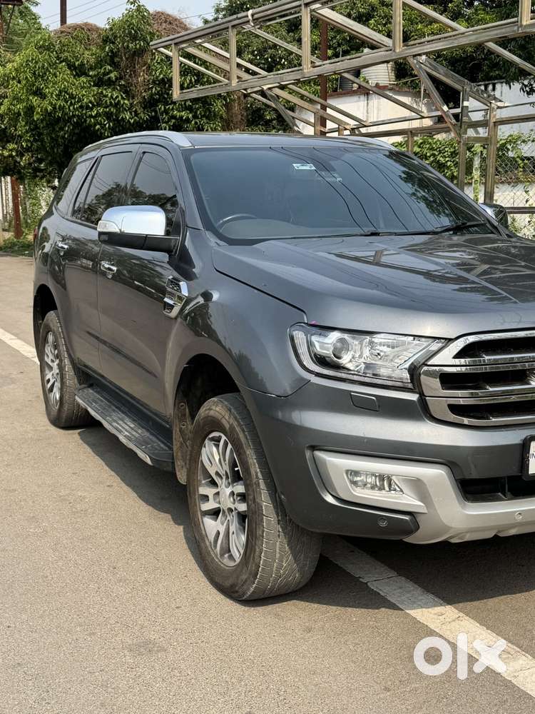 Ford Endeavour 3.2 Titanium 4x4 At, 2016, Diesel