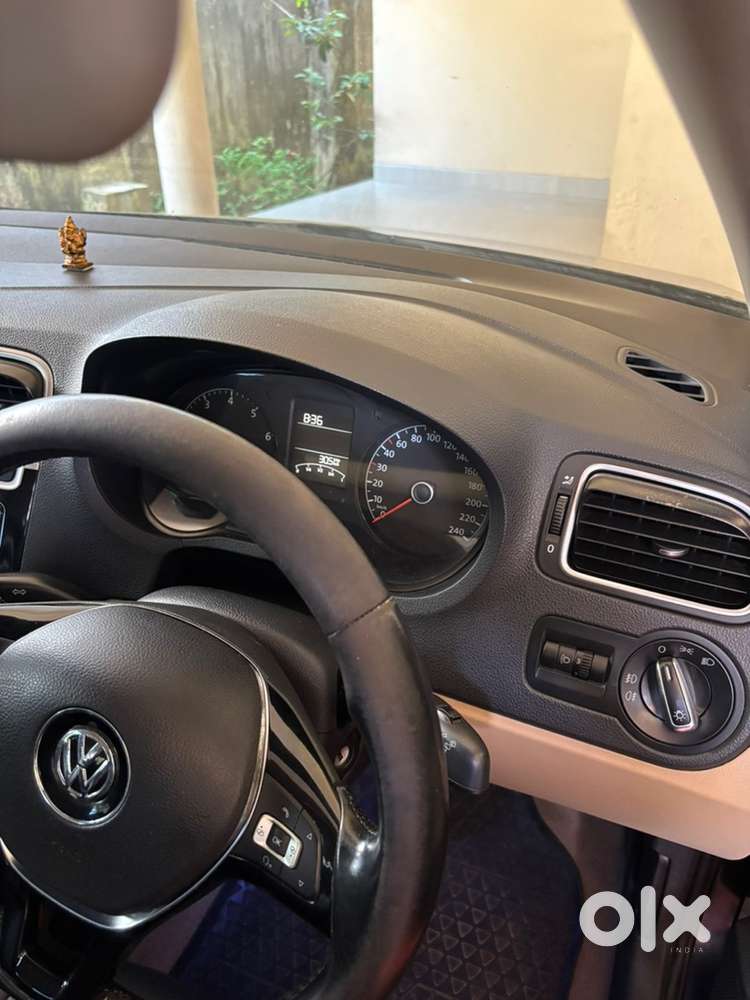 Volkswagen Polo Manual 2015