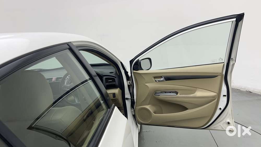 Honda City V Mt, 2013, Petrol