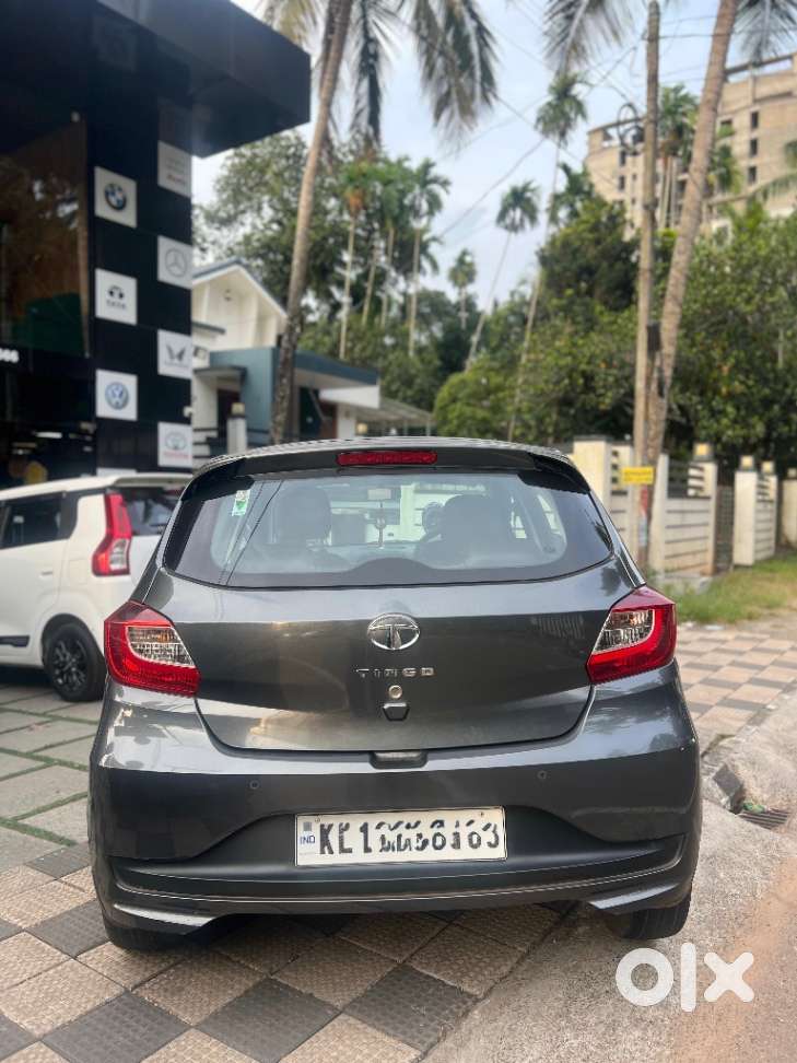 Tata Tiago Xe, 2021, Petrol