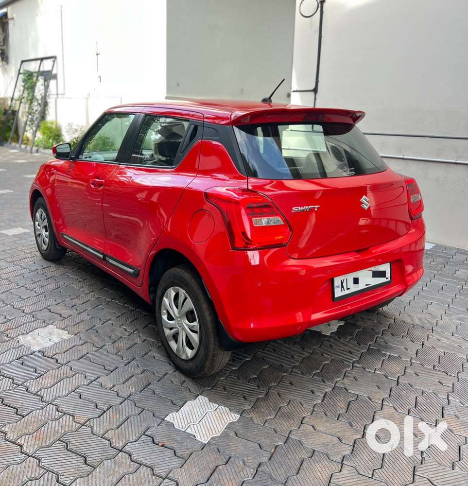 Maruti Suzuki Swift Vxi Optional, 2023, Petrol