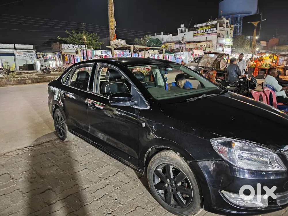 Skoda Rapid 2015 Diesel 110000 Km Driven