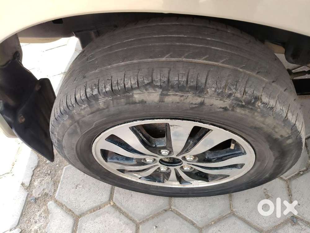 Toyota Innova 2004 Diesel Well Maintained