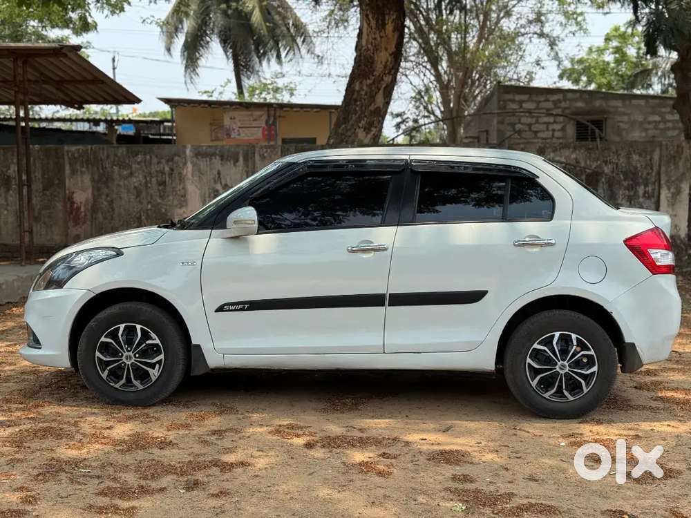 Maruti Suzuki Dzire 2015 Diesel 115000 Km Driven