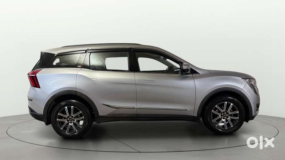 Mahindra Xuv700 2.0 Ax 7 Petrol At Luxury Pack Str, 2022, Petrol