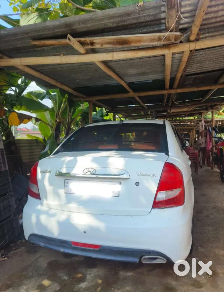Hyundai Verna 2011 Petrol Well Maintained