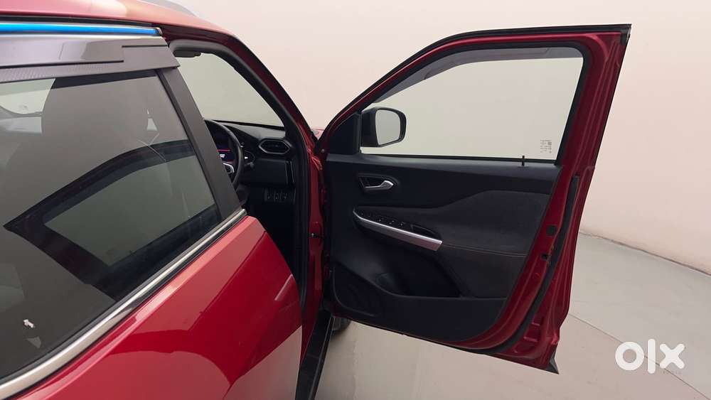 Nissan Magnite 1.0 Xv Premium Turbo Cvt, 2023, Petrol