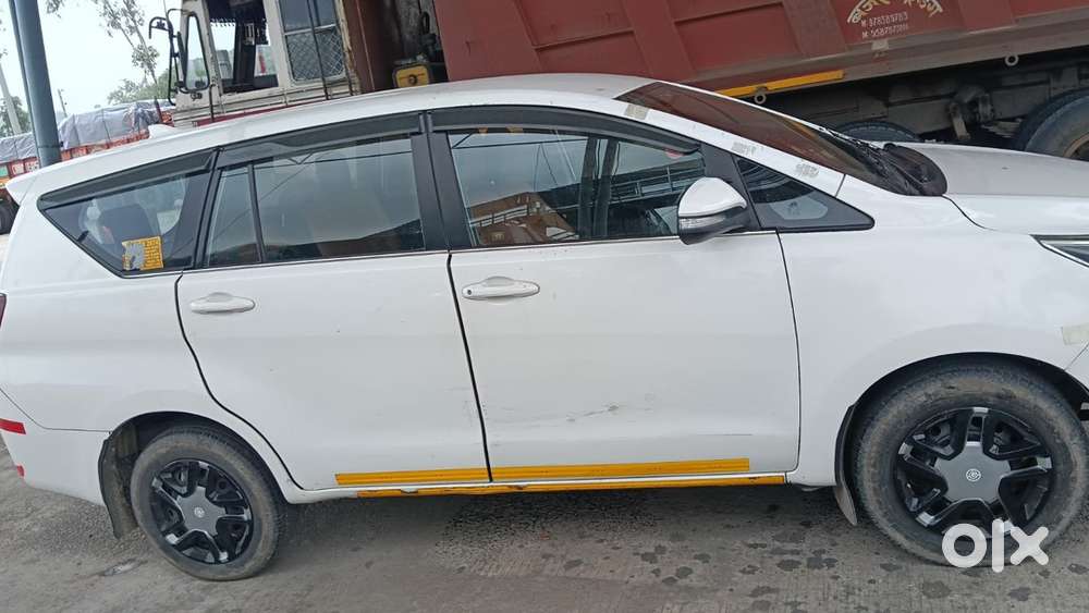 Toyota Innova Crysta 2019