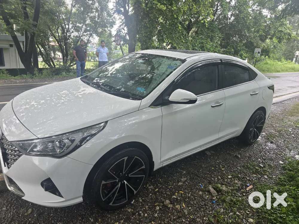 Hyundai Verna 2023 Sx Petrol Mt