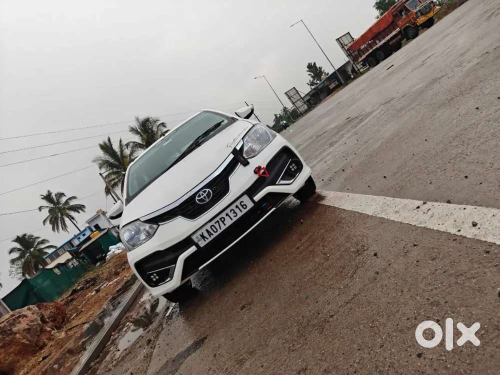 Toyota Etios 2013 Diesel 130000 Km Driven
