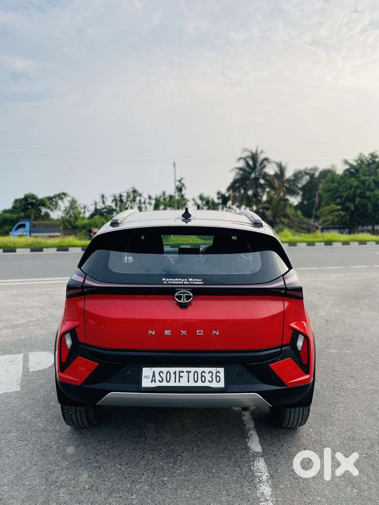Tata Nexon Fearless Plus S 1.2 Revotron Petrol 6mt Dt, 2023, Petrol