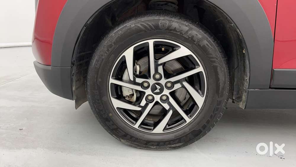 Mahindra Xuv 3xo Ax5l 1.2 Petrol At, 2024, Petrol