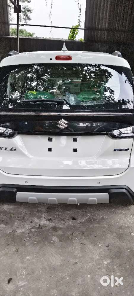 Maruti Suzuki Xl6 2025 Petrol 35000 Km Driven