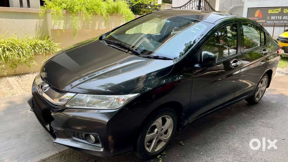 Honda City 1.5 Vx Cvt 2015 Petrol In Excellent Condition