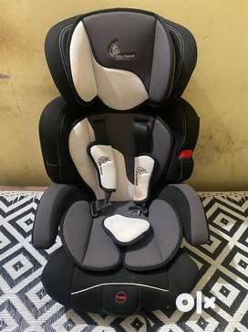 Baby car seat for sale outlet olx