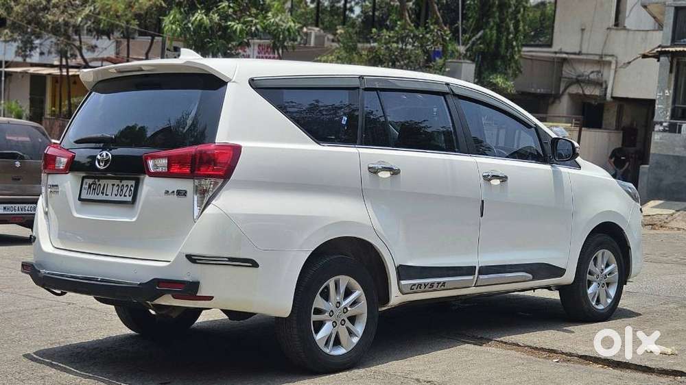 Toyota Innova Crysta 2.4 G Mt 8s, 2023, Diesel