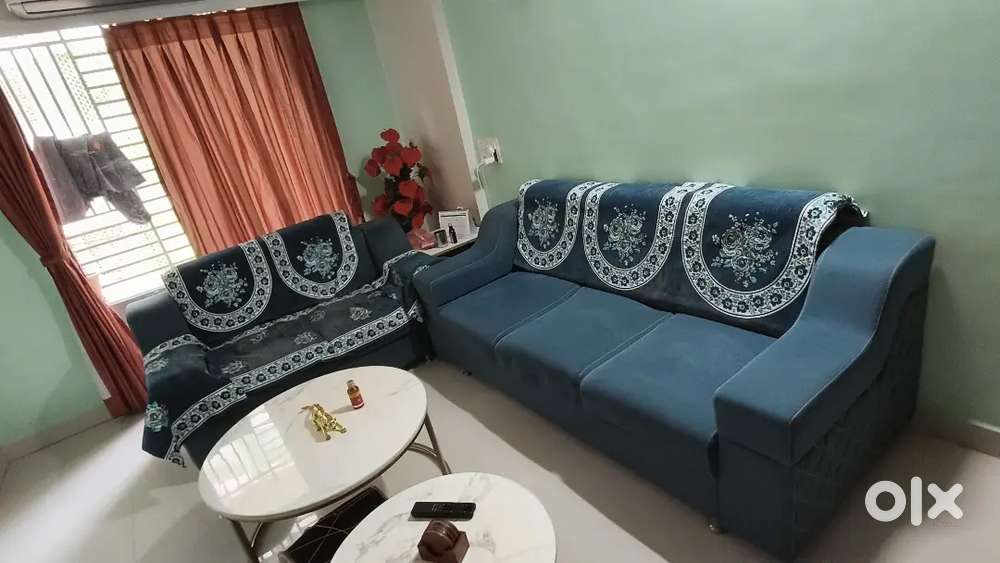 5 seater sofa
