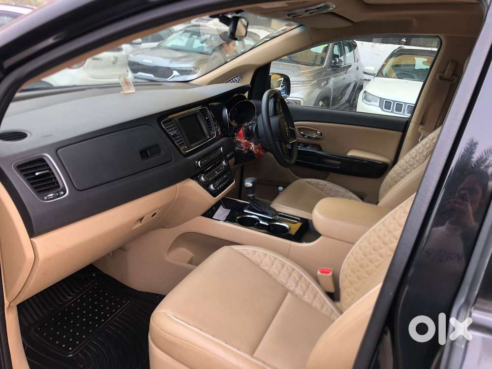 Kia Carnival Limousine Plus 7 Str, 2022, Diesel