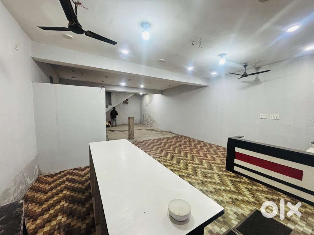 Big shop available for rent with basement