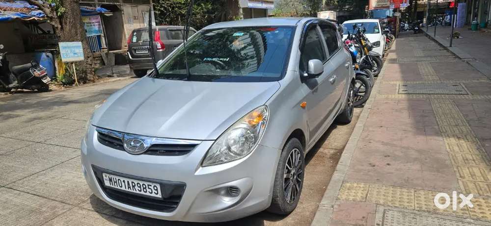 Hyundai I20 2010 Petrol Well Maintained.