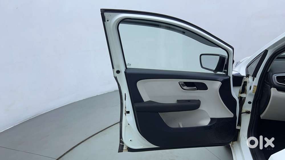 Tata Altroz 1.2 Xz Plus I-turbo, 2022, Petrol