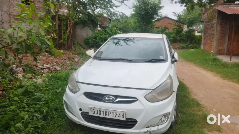 Hyundai Fluidic Verna 2012 Diesel 150000 Km Driven