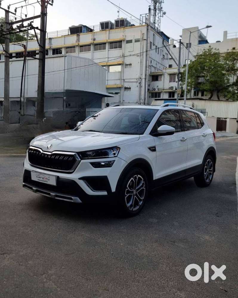 Skoda Kushaq 1.0 Tsi Style At (6 Airbags), 2021, Petrol