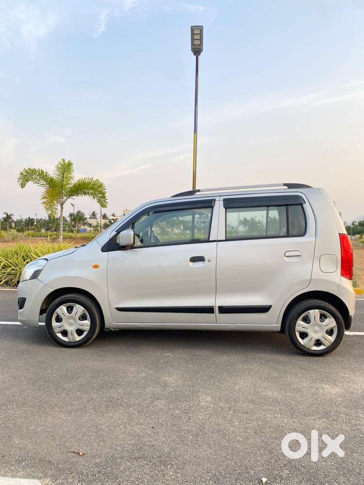 Maruti Suzuki Wagon R Vxi Amt Opt 1.2, 2016, Petrol