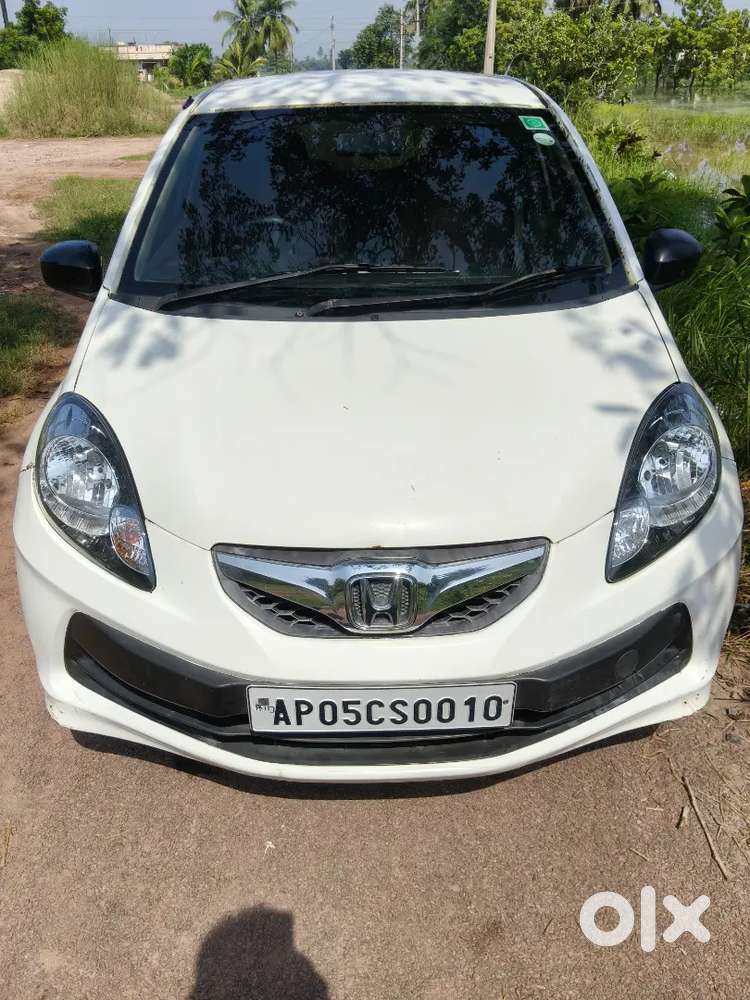 Honda Brio Mt 2013