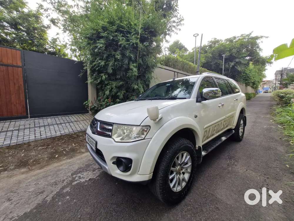Mitsubishi Pajero Sport 2.5 2015