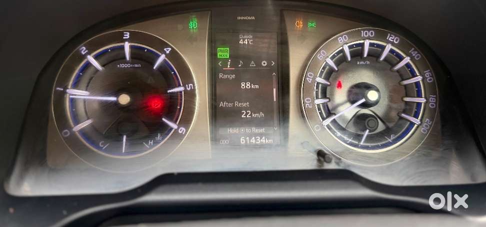 Toyota Innova Crysta 2.4 V 7 Str, 2022, Diesel