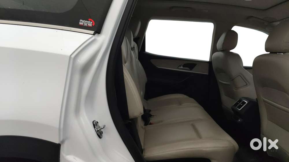 Mahindra Xuv700 2.2 Ax 7 Diesel Mt Luxury Pack Str, 2024, Diesel