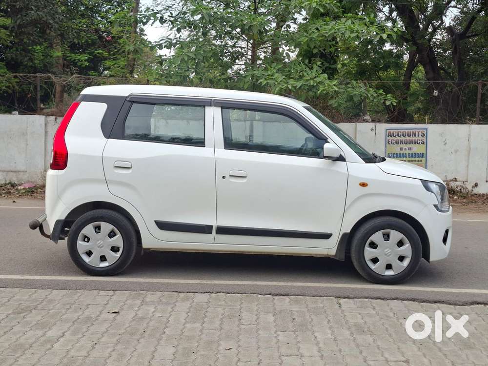 Maruti Suzuki Wagon R 1.0 Lxi Cng, 2023, Cng & Hybrids