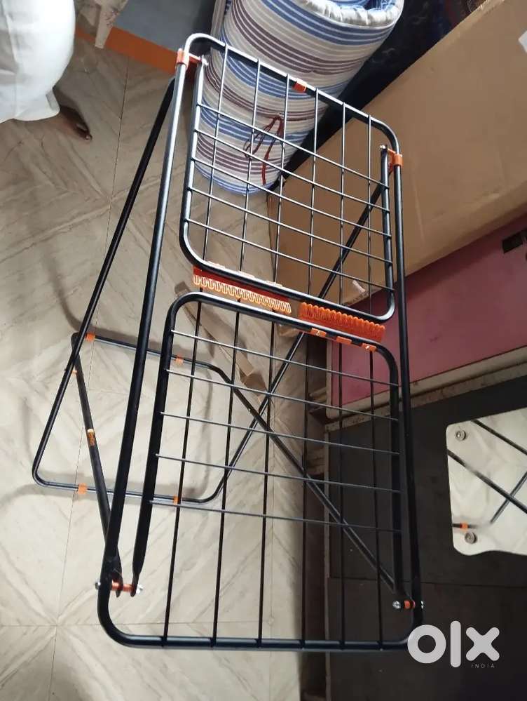 Clothes stand