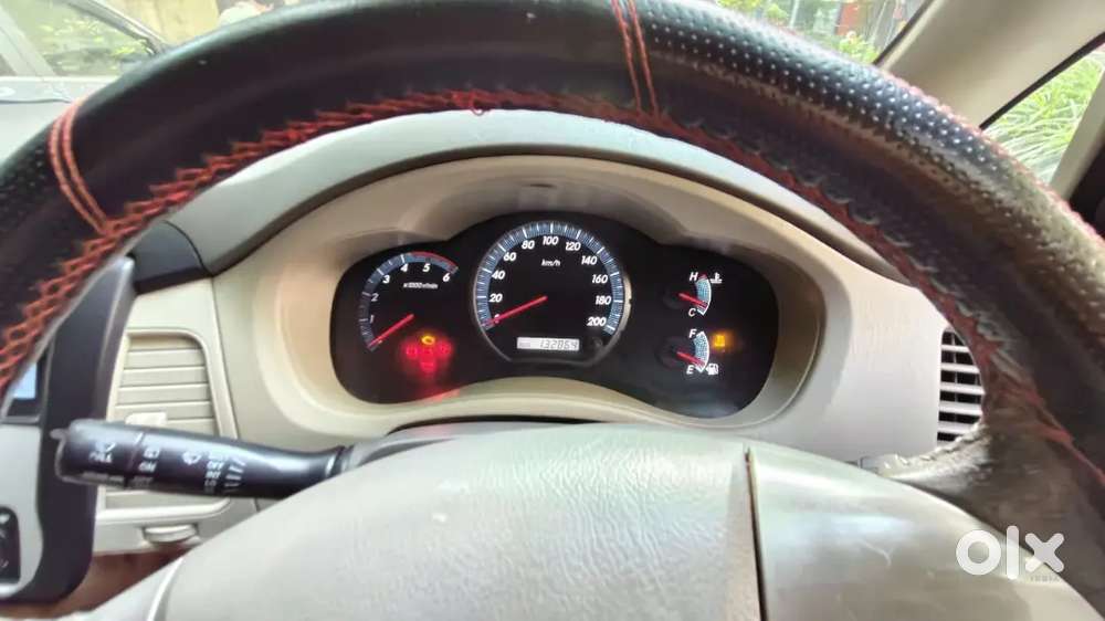 Toyota Innova 2013 Diesel Well Maintained