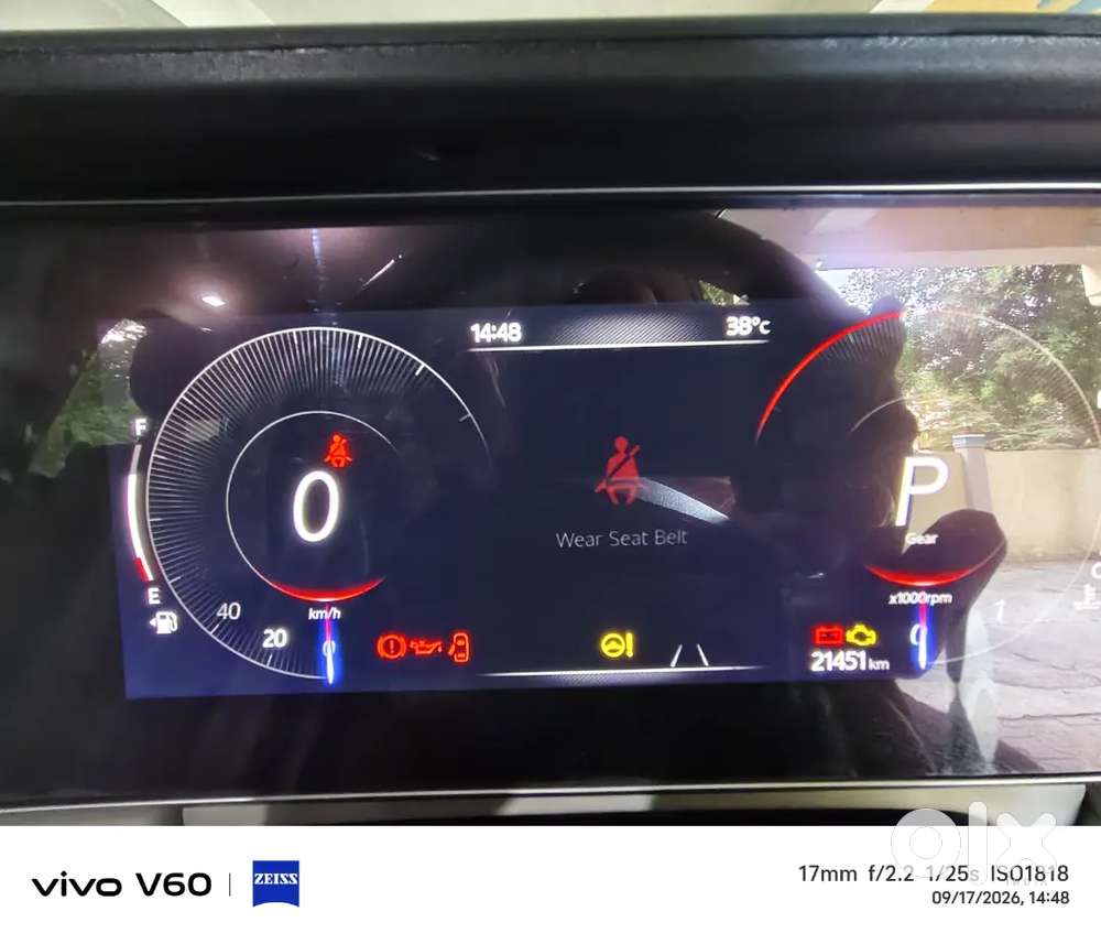 Mahindra Xuv700 Ax7l 2025