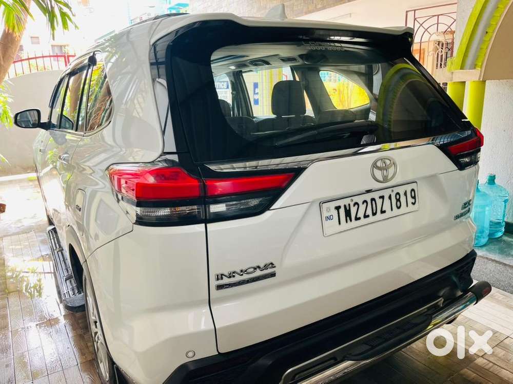 Toyota Innova Hycross Well Maintained