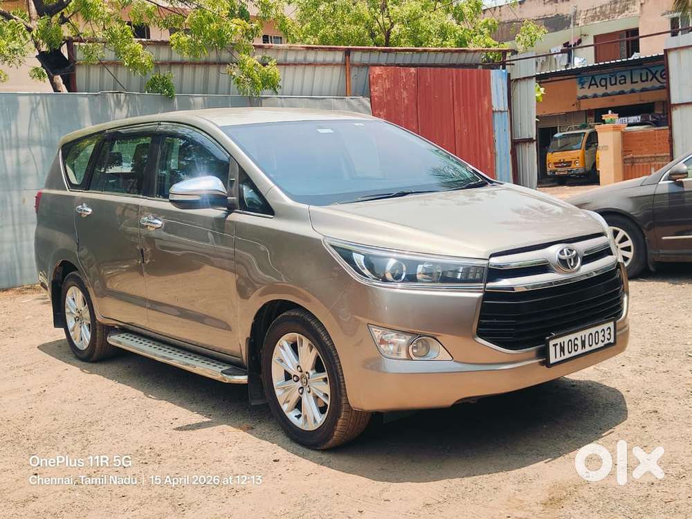 Toyota Innova Crysta 2.8z Automatic, 2016, Diesel