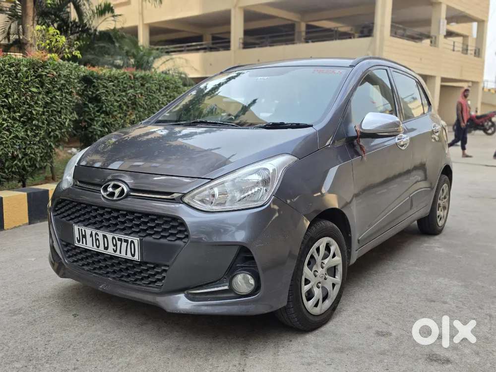 Hyundai Grand I10 Sportz Well Maintained And New Condition