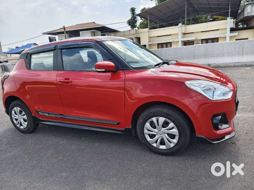 Maruti Suzuki Swift Vxi, 2022, Petrol