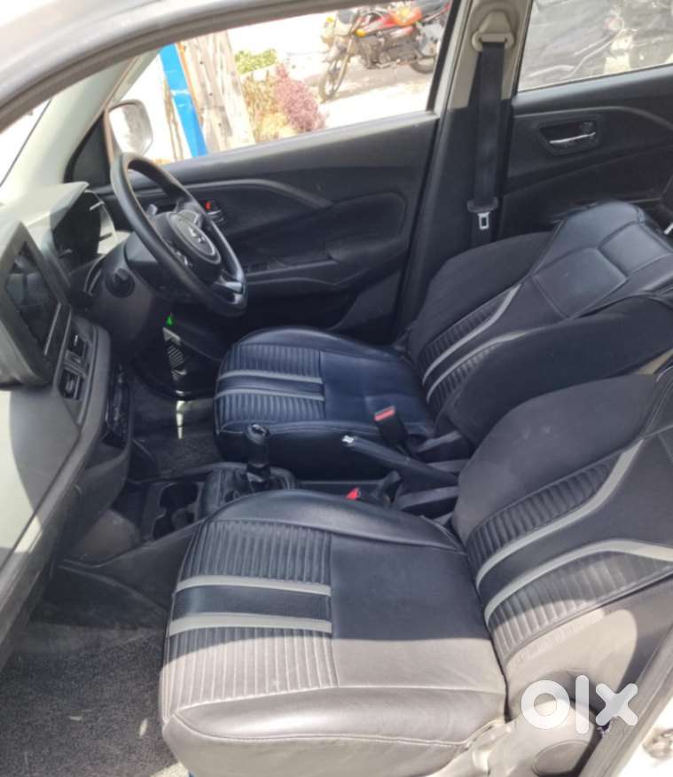 Maruti Suzuki Swift Vxi + Manual, 2024, Petrol