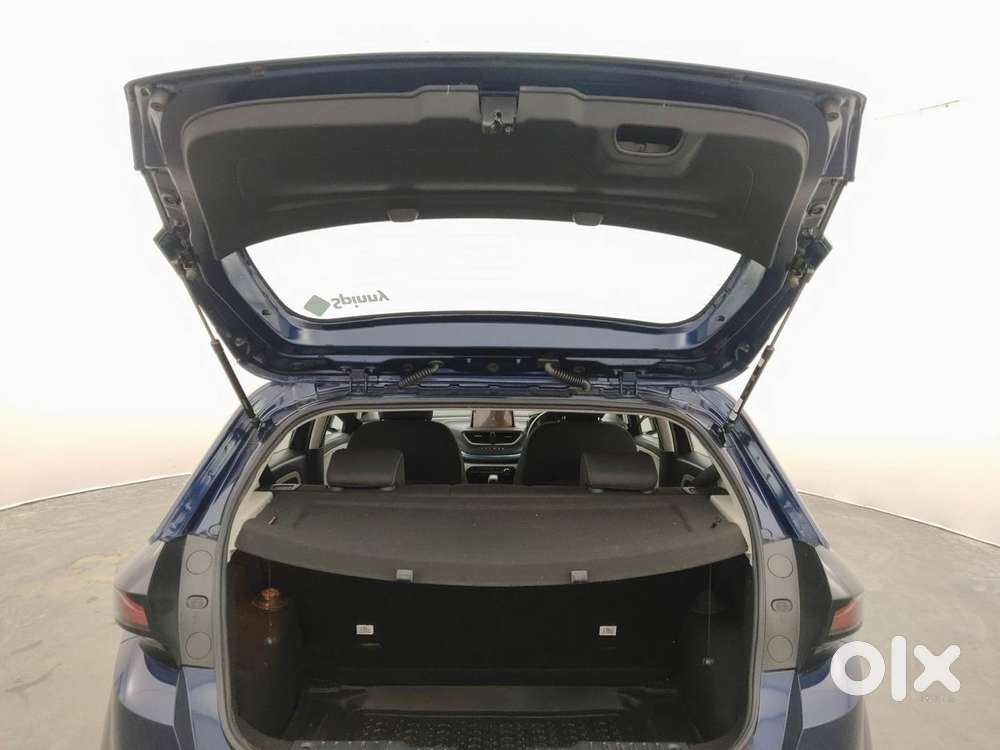 Tata Altroz Xza Plus (s), 2023, Petrol