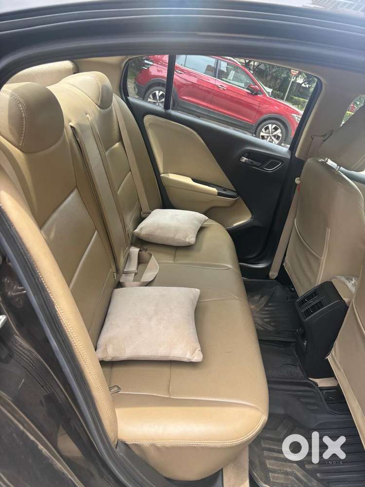 Honda City 1.5 V 5th Gen I-vtec Mt, 2021, Petrol