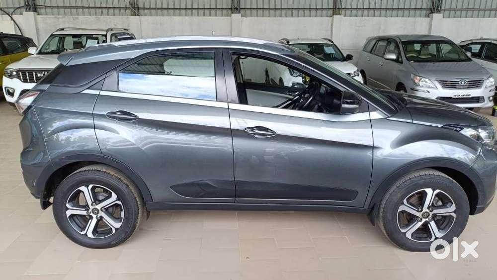 Tata Nexon Xz Plus Luxs, 2023, Diesel