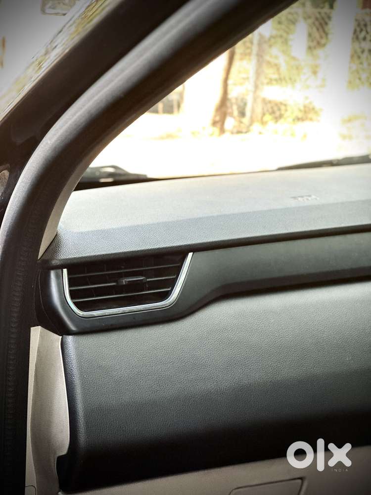 Renault Triber Rxt, 2024, Petrol