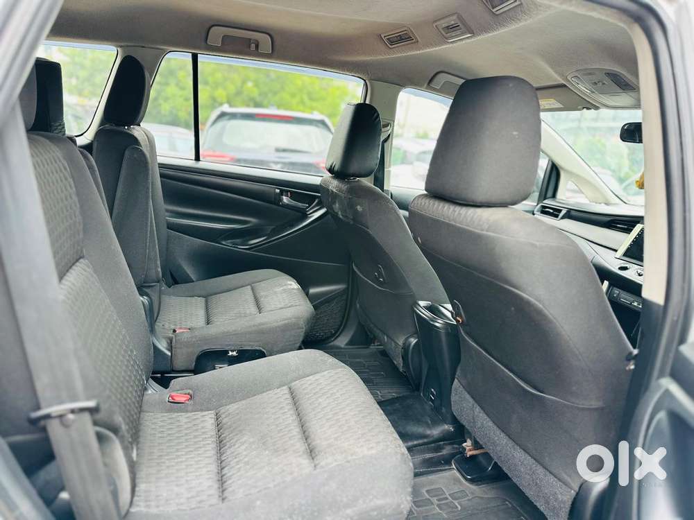 Toyota Innova Crysta 2.4 G Mt, 2018, Diesel