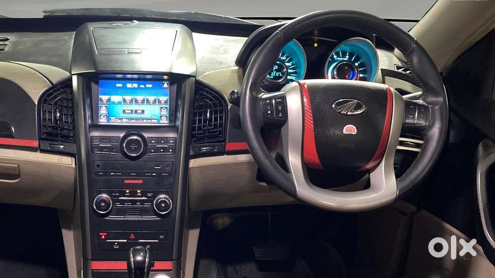 Mahindra Xuv500 At G 2.2 Mhwak, 2017, Petrol