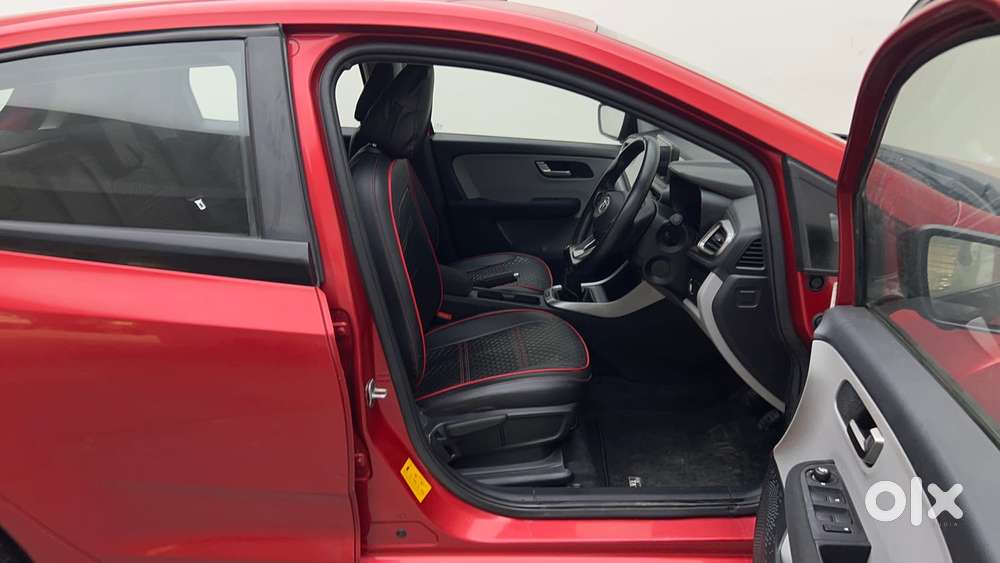 Tata Altroz Xz, 2020, Petrol